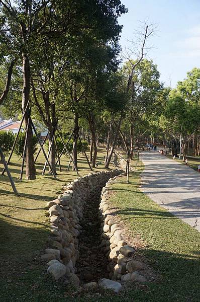 DSC06227-1024.jpg DSC06227-1024.jpg