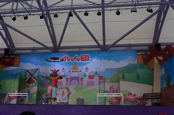 DSC02968-1024.jpg DSC02968-1024.jpg