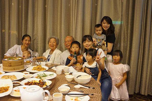 DSC03945-1024.jpg DSC03945-1024.jpg