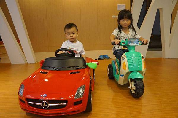 DSC03961-1024.jpg DSC03961-1024.jpg