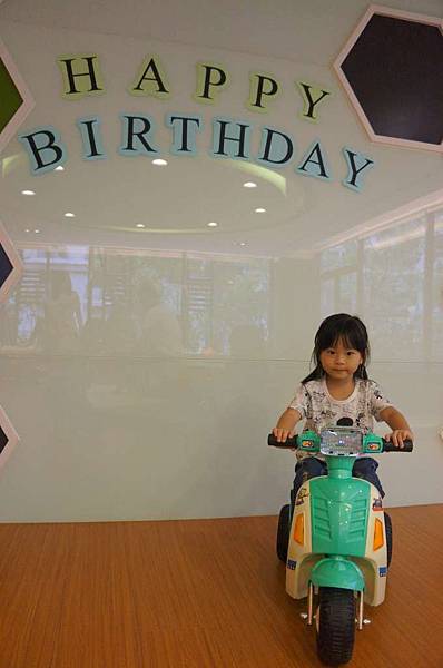 DSC04012-1024.jpg DSC04012-1024.jpg