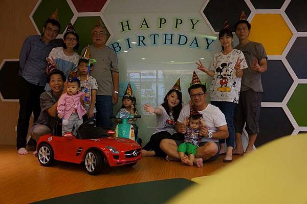 DSC04077-1024.jpg DSC04077-1024.jpg