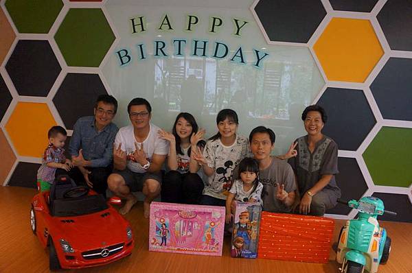 DSC04103-1024.jpg DSC04103-1024.jpg