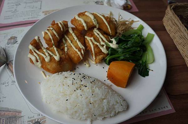 DSC04445-1024.jpg DSC04445-1024.jpg