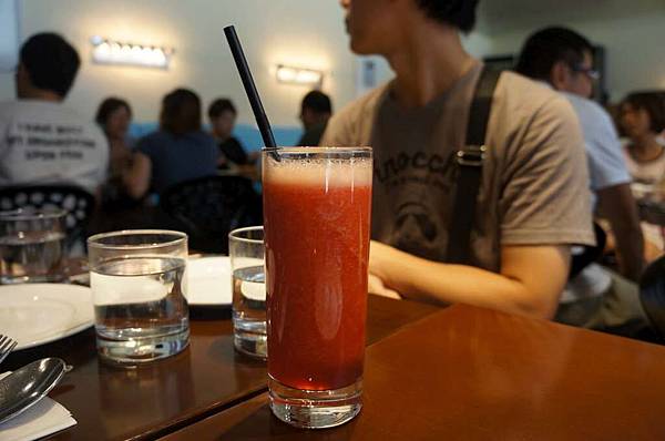 DSC06728-1024.jpg DSC06728-1024.jpg