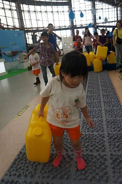 DSC04950-1024.jpg DSC04950-1024.jpg