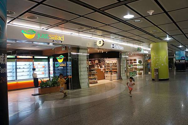 DSC06895-1024.jpg DSC06895-1024.jpg