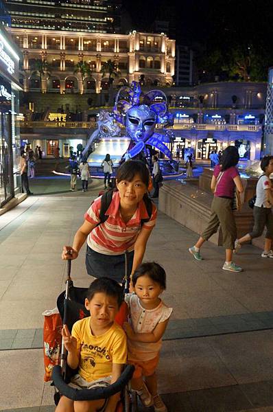 DSC07108-1024.jpg DSC07108-1024.jpg