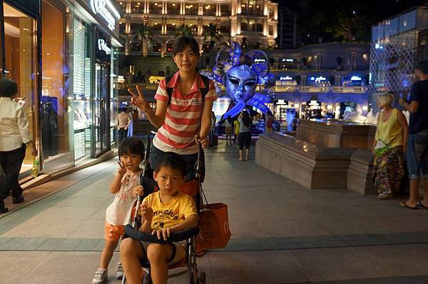 DSC07110-1024.jpg DSC07110-1024.jpg