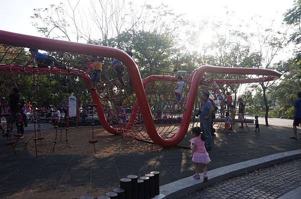 DSC04984-1024.jpg DSC04984-1024.jpg