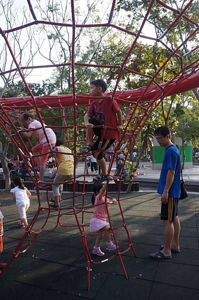 DSC04987-1024.jpg DSC04987-1024.jpg