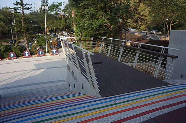 DSC05018-1024.jpg DSC05018-1024.jpg