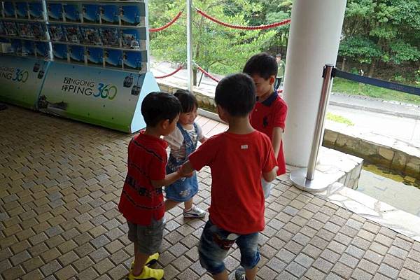 DSC02373-1024.jpg DSC02373-1024.jpg