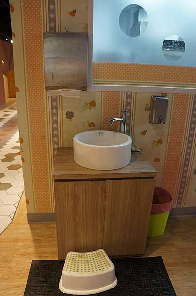 DSC05173-1024.jpg DSC05173-1024.jpg