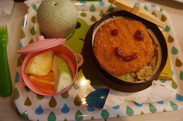 DSC05204-1024.jpg DSC05204-1024.jpg