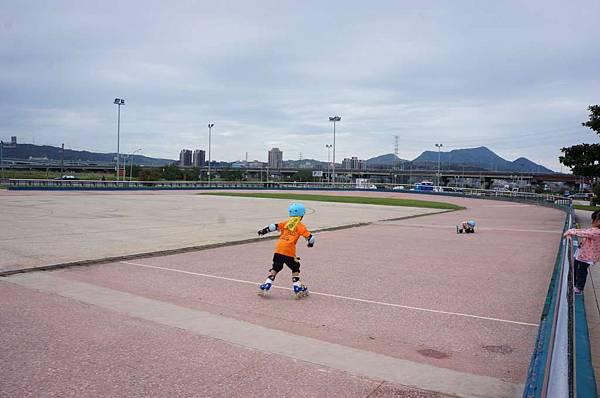 DSC05441-1024.jpg DSC05441-1024.jpg