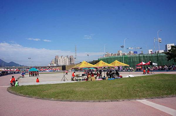 DSC05773-1024.jpg DSC05773-1024.jpg