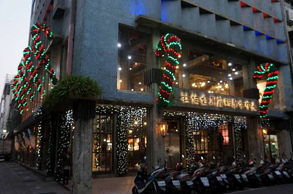 DSC06623-1024.jpg DSC06623-1024.jpg