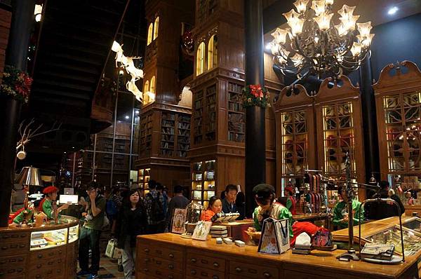 DSC06669-1024.jpg DSC06669-1024.jpg