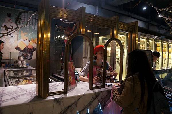 DSC06704-1024.jpg DSC06704-1024.jpg