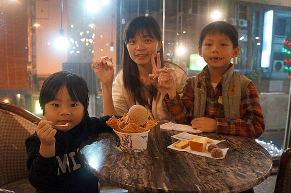 DSC06723-1024.jpg DSC06723-1024.jpg