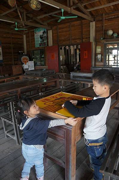 DSC06879-1024.jpg DSC06879-1024.jpg