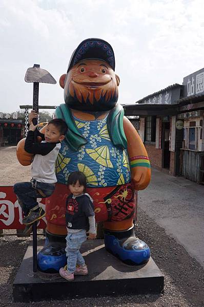 DSC06983-1024.jpg DSC06983-1024.jpg