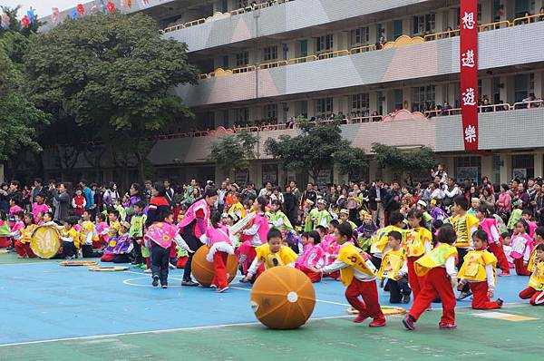 DSC07090-1024.jpg DSC07090-1024.jpg