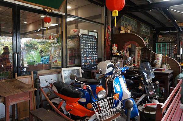 DSC07077-1024.jpg DSC07077-1024.jpg