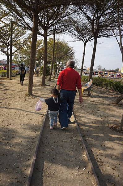 DSC07085-1024.jpg DSC07085-1024.jpg