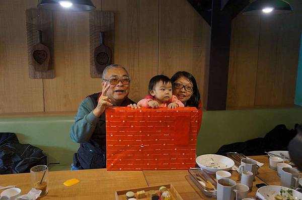 DSC07943-1024.jpg DSC07943-1024.jpg