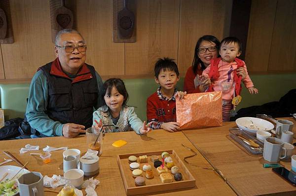 DSC07951-1024.jpg DSC07951-1024.jpg