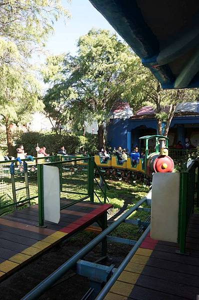 DSC00906-1024.jpg DSC00906-1024.jpg