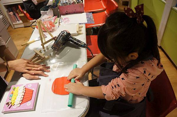 DSC02464-1024.jpg DSC02464-1024.jpg