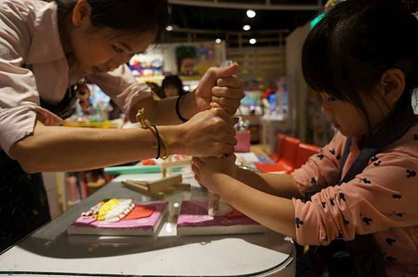 DSC02477-1024.jpg DSC02477-1024.jpg