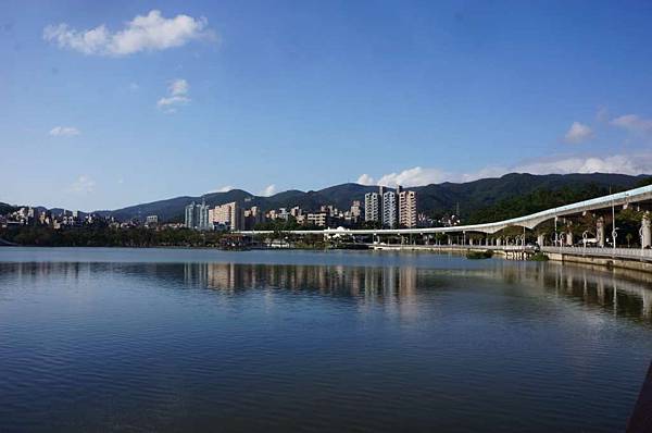 DSC05701-1024.jpg DSC05701-1024.jpg