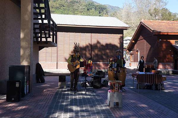 DSC07122-1024.jpg DSC07122-1024.jpg