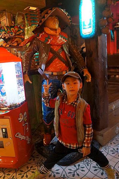 DSC09222_decrypted-1024.jpg DSC09222_decrypted-1024.jpg