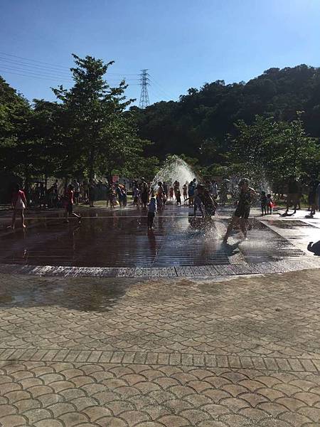 IMG_1661-1024.jpg IMG_1661-1024.jpg