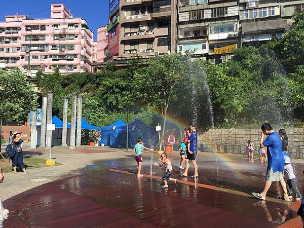 IMG_1664-1024.jpg IMG_1664-1024.jpg