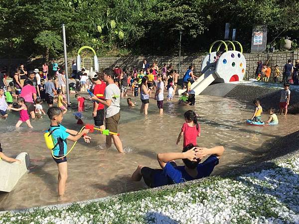 IMG_1675-1024.jpg IMG_1675-1024.jpg