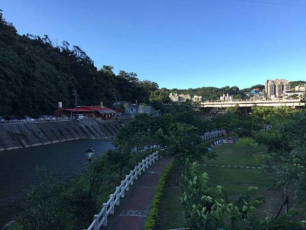 IMG_1687-1024.jpg IMG_1687-1024.jpg