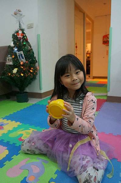 DSC00045-1024.jpg DSC00045-1024.jpg