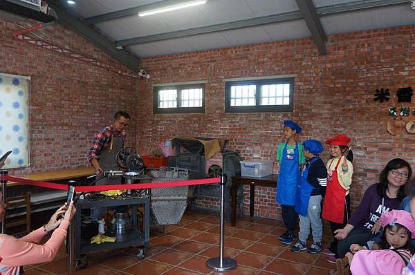 DSC04276-1024.jpg DSC04276-1024.jpg