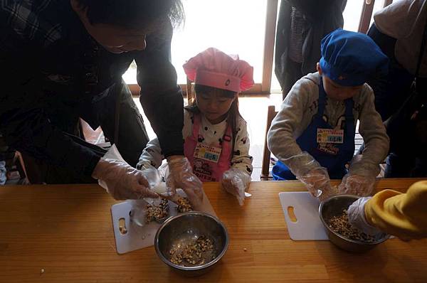 DSC04319-1024.jpg DSC04319-1024.jpg