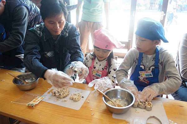 DSC04338-1024.jpg DSC04338-1024.jpg