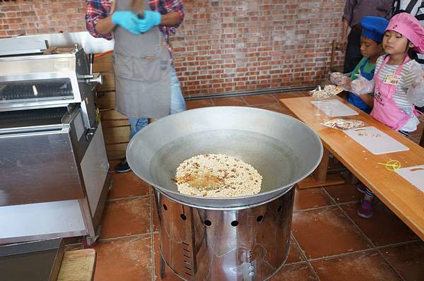 DSC04369-1024.jpg DSC04369-1024.jpg