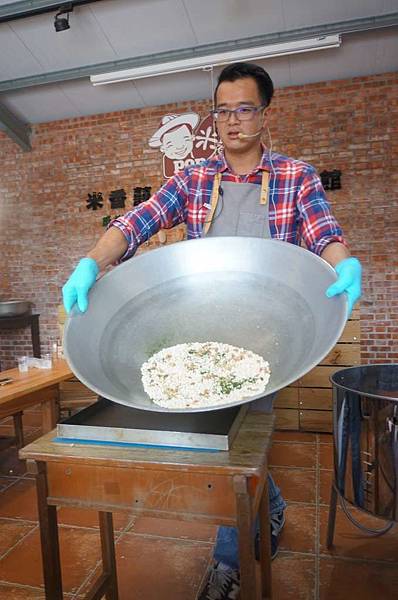 DSC04367-1024.jpg DSC04367-1024.jpg