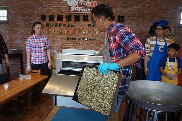 DSC04388-1024.jpg DSC04388-1024.jpg