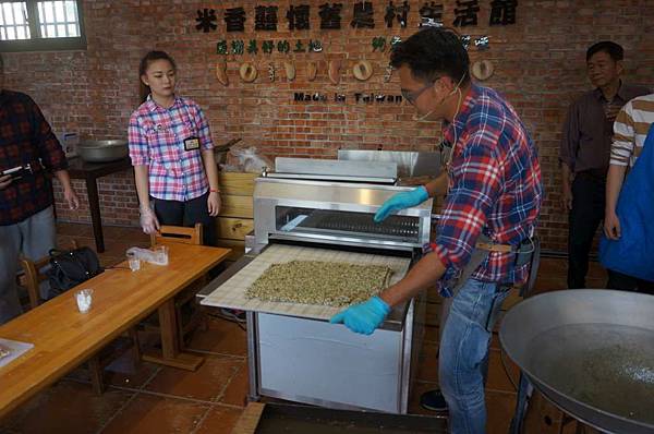 DSC04394-1024.jpg DSC04394-1024.jpg